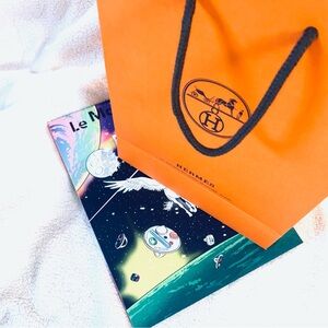 HERMES Gift Bag and Holiday 2023 Catalog